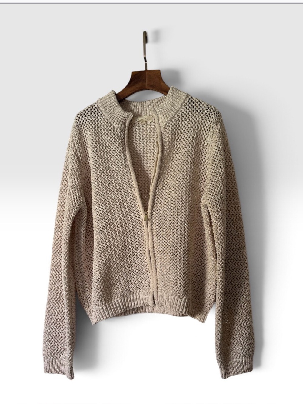 Women Elegant Greige Cream Knit Cardigan
